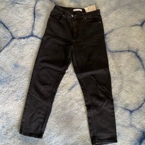 Black Zara mom jeans size 6